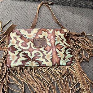 Keep it gypsy crossbody